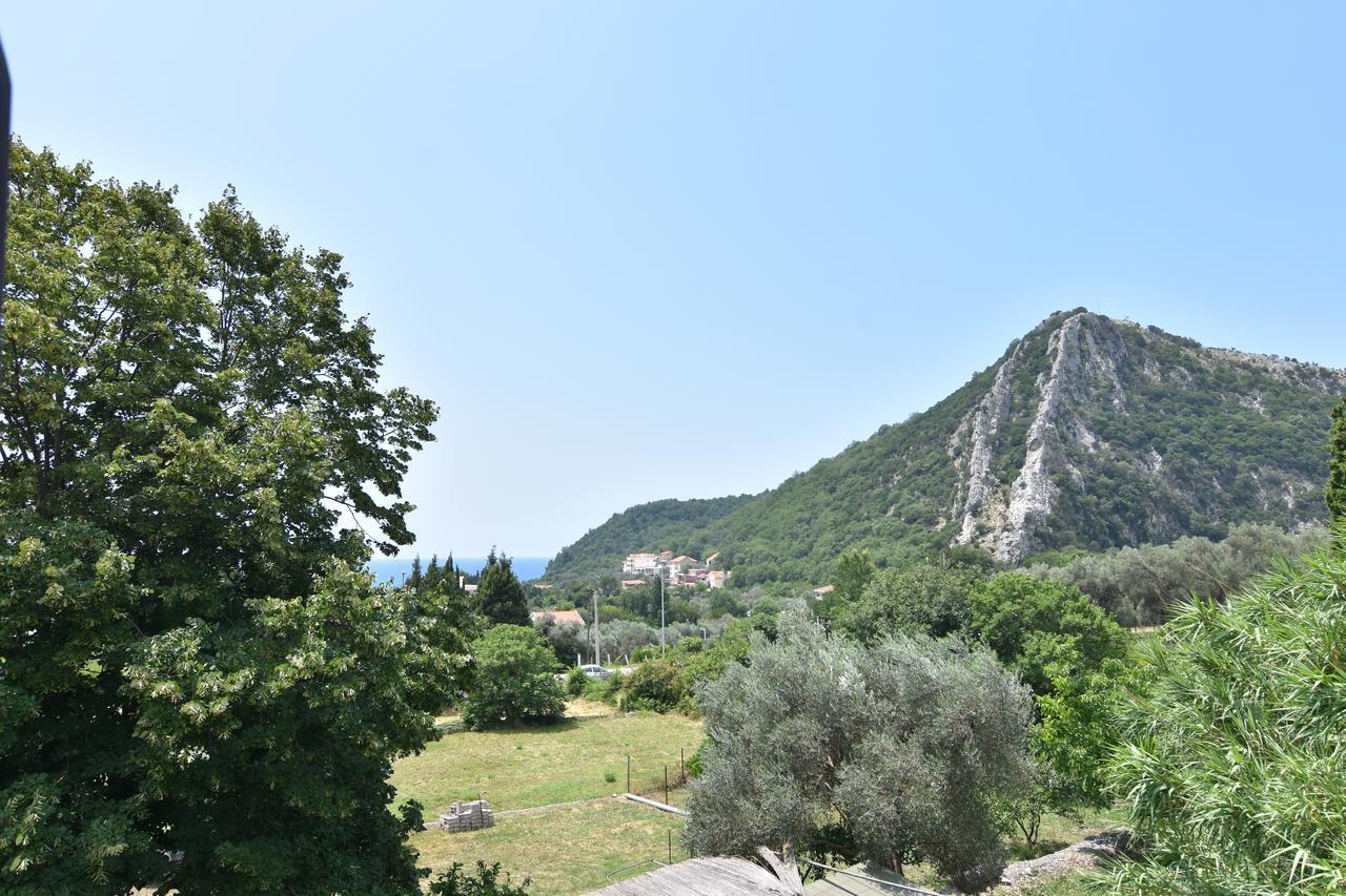 דירות Petrovac Vuko I Magdalena Midzor מראה חיצוני תמונה